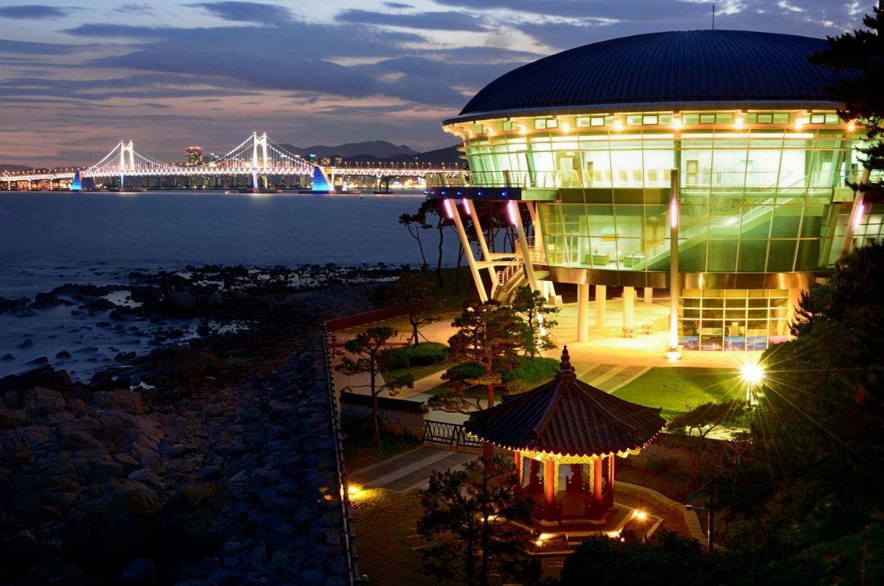Glory Condo Haeundae Busan Buitenkant foto
